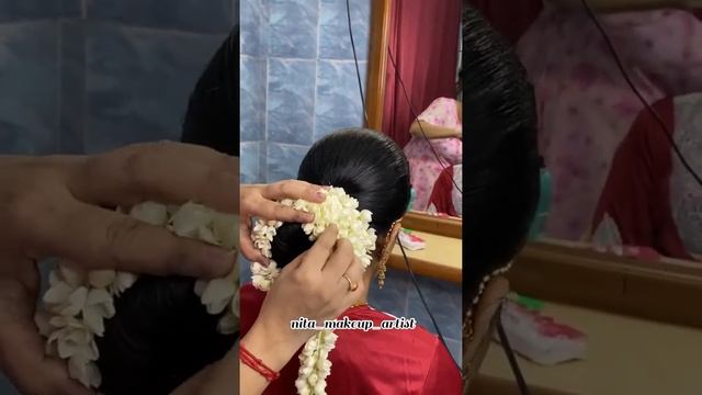 |Attractive Gajra At Hair|Indian Culture N Beauty| смотреть онлайн