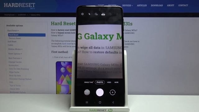 Scan QR Codes on SAMSUNG Galaxy M31s - Camera QR Scanner смотреть онлайн