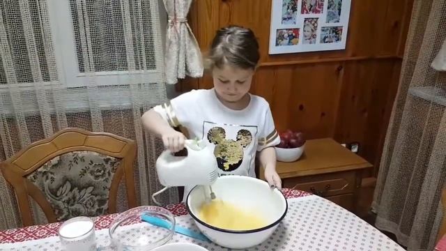 ШАРЛОТКА С ЯГОДАМИ ОТ МАРГАРИТЫ смотреть онлайн