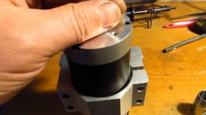 как насадить цанговый патрон на мотор шпинделя