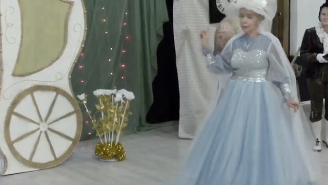 По мотивам сказок Шарля Перо - Часть первая Золушка смотреть онлайн