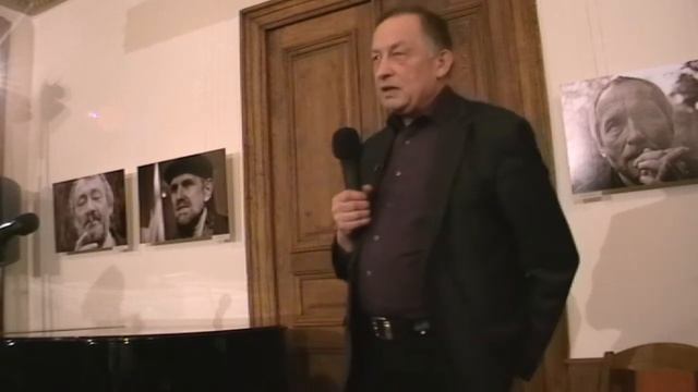 Kornelijus Platelis apie Sigitą Gedą смотреть онлайн