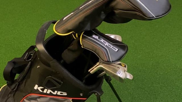 Best kids golf clubs - Cobra Varsity 11-Piece Complete Set bag and clubs review and dimensions смотреть онлайн