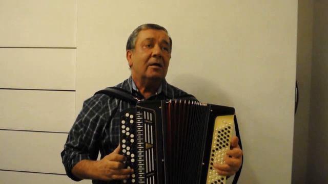 #Песни нашего двора #Тополя, тополя все в пуху.#best смотреть онлайн