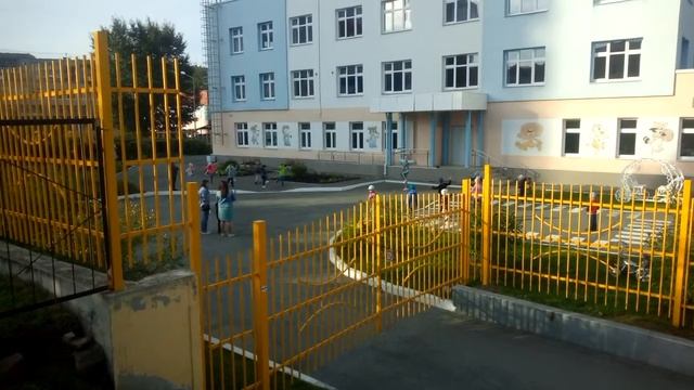 09.09.2020г. Екатеринбург, мкр Заречный. Детский сад N 128 Утренняя зарядка. смотреть онлайн