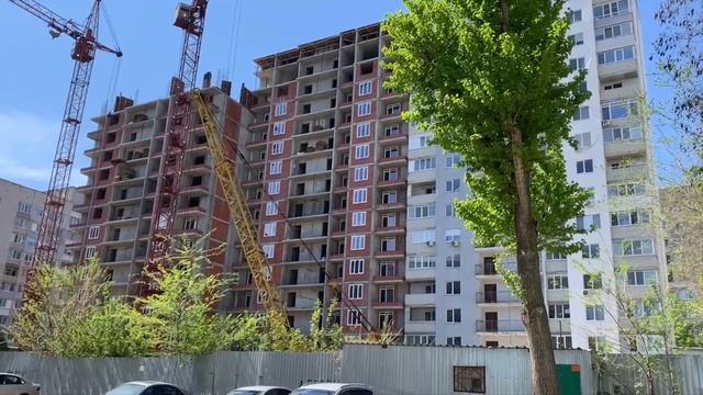 Обзор этапа строительства ЖК на Лунной Оазис в апреле 2023 года. телефон 8(8452) 25-68-68 смотреть онлайн
