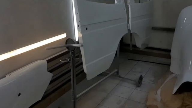 Газель. Ремонт и покраска кабины... смотреть онлайн