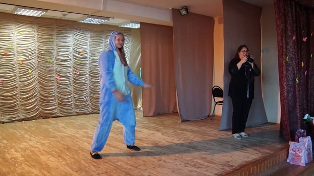 Десна-ТВ: Праздничные мероприятия в Доме детского творчества смотреть онлайн