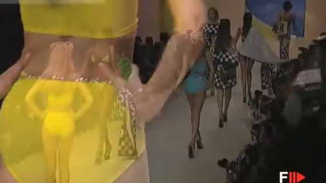 CHANEL Spring 1995 Paris - Fashion Channel