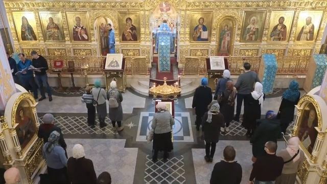 Божественная Литургия (01.04.2023) смотреть онлайн