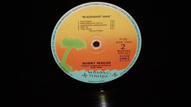 BUNNY WAILER - BADE UP смотреть онлайн