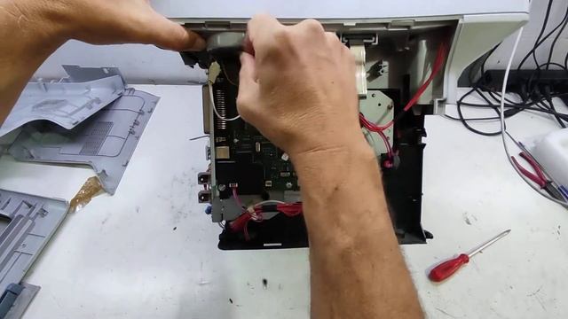 IMPRESSORA SAMSUNG SCX 4521F - RETIRANDO FORMIGAS-desmontando até retirar a unidade fusora (PARTE 1 смотреть онлайн