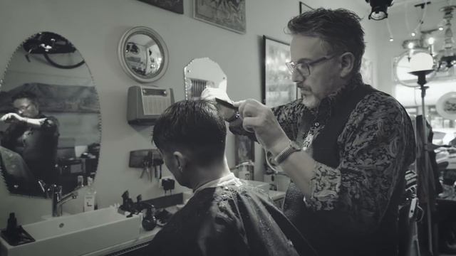 ? Haircut Experience at Hárskeri Almúgans - Common Joe's Barbershop | Reykjavik, Iceland смотреть онлайн