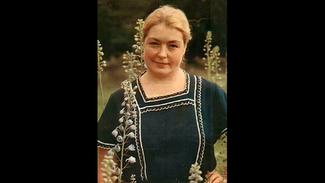 Лидия Николаевна поведала, что так и не подарила главный подарок Василию Шукшину,он очень хотел сын смотреть онлайн