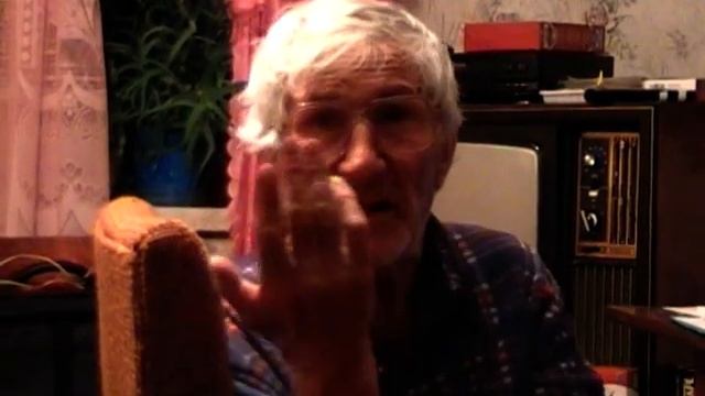 Дед 2 Дедушка рассказывает, как раньше обжигали кирпич. смотреть онлайн