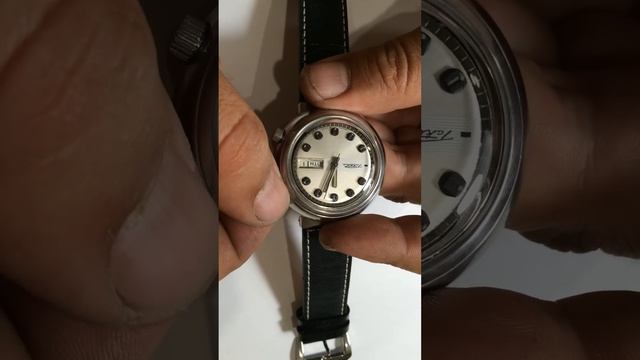 Часы Ракета 3031 с будильником