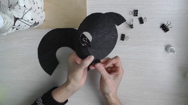 Новогодний домик с подсветкой из бутылок. Своими руками. DIY смотреть онлайн