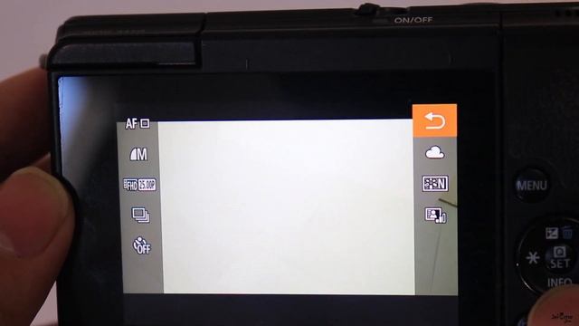 Canon EOS M10 mirrorless camera review - Beginners Camera? смотреть онлайн