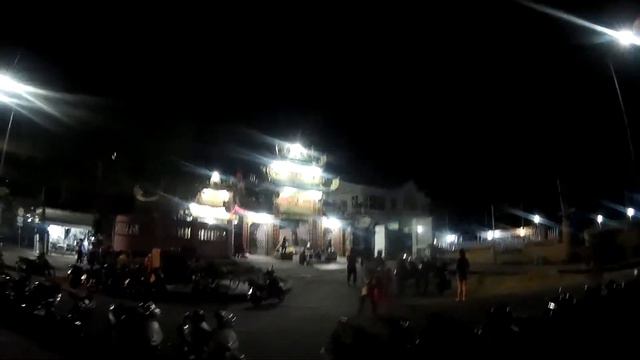 ФУКУОК 2019. МЕСТНАЯ ВЕЧЕРНЯЯ ТУСОВКА смотреть онлайн