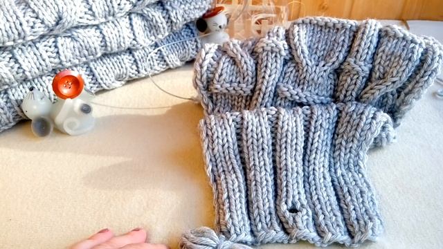 Мужской серый кардиган / Часть 5 - вяжем рукава смотреть онлайн