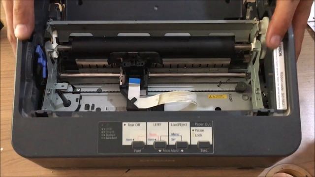 Dot matrix Printhead cleaning. Epson LX 350 cleaning printer and test. смотреть онлайн