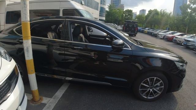 Exclusive Access! Geely Auto Experience Center & Carspotting In Hangzhou, China! смотреть онлайн