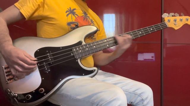 Fender Precision American Professional II - Sound Test (no talking) / Finger, Pick, Slap смотреть онлайн