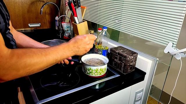 Лапша WOK в домашних условиях/Лапша соба с тунцом и мидиями в соусе терияки. смотреть онлайн