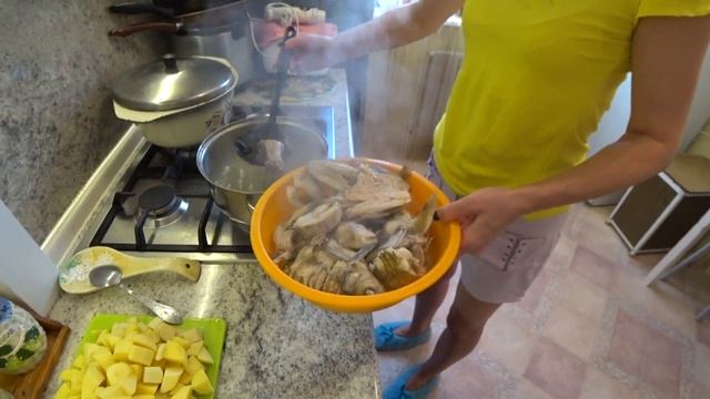 СУПЕР РЕЦЕПТ ТРОЙНОЙ УХИ ОТ СВЕТЫ! ЭТО ВСЕГДА НАДО ЛОЖИТЬ В УХУ! ВКУСНО/ПРОСТО/БЫСТРО И БЮДЖЕТНО!! смотреть онлайн