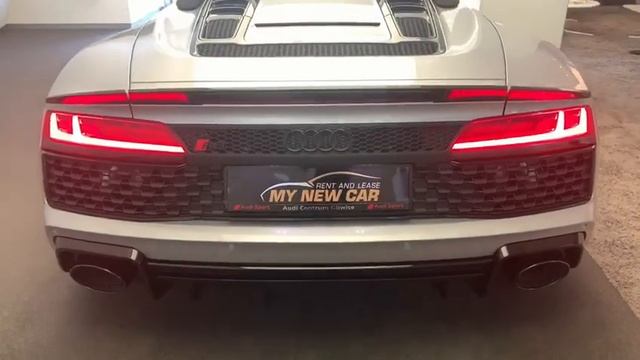 Audi R8 Spyder V10 Performance Quattro смотреть онлайн