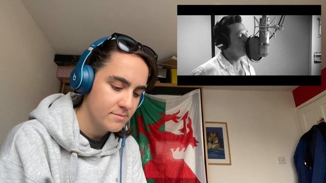 Reaction to Luke Evans - Love is a Battlefield (Pat Benatar Cover) смотреть онлайн