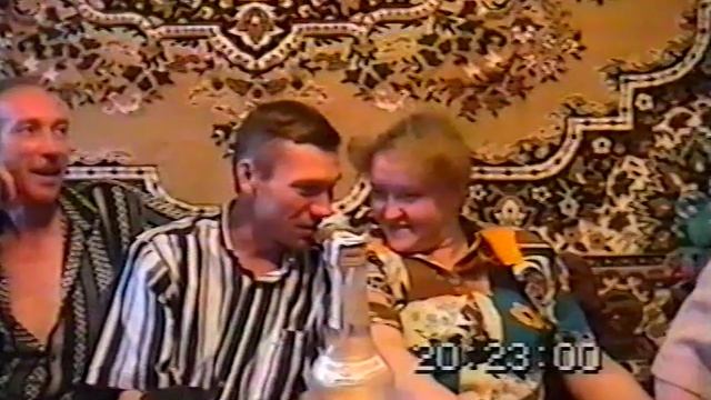 ИЛЬЯ ДЕНЬ РОЖДЕНИЯ танцы 02.08.1997 ed.mp4 смотреть онлайн