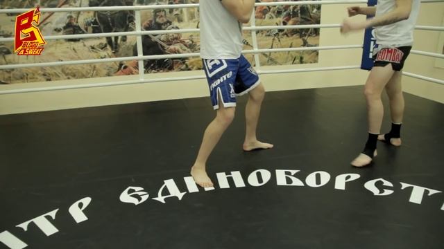 Тайский бокс. Классическая стойка. Муай Тай. Classic stance in Muay Thai. смотреть онлайн