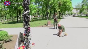 Архив. Слёзы пленного Всушника На Аллее Ангелов в Донецке