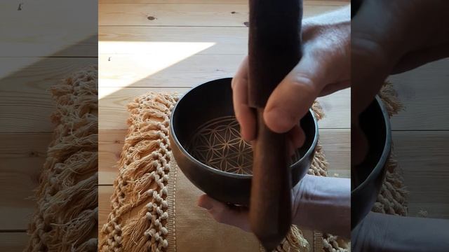 Старинная поющая Чаша 