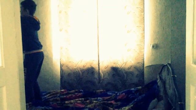 Первый раз мальчик делает заднее сальто!!! смотреть онлайн