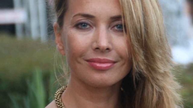 БУДТО ЖИВАЯ! КАК ВЫГЛЯДИТ МОГИЛА И ПАМЯТНИК ПЕВИЦЫ ЖАННЫ ФРИСКЕ смотреть онлайн