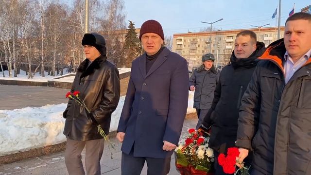 80 ЛЕТ ПОБЕДЫ ПОД СТАЛИНГРАДОМ. ВОЗЛОЖЕНИЕ ЦВЕТОВ. смотреть онлайн