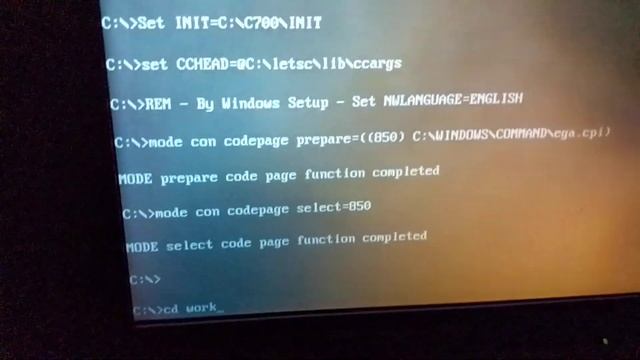 Pentium F00F bug in Turbo Debugger смотреть онлайн