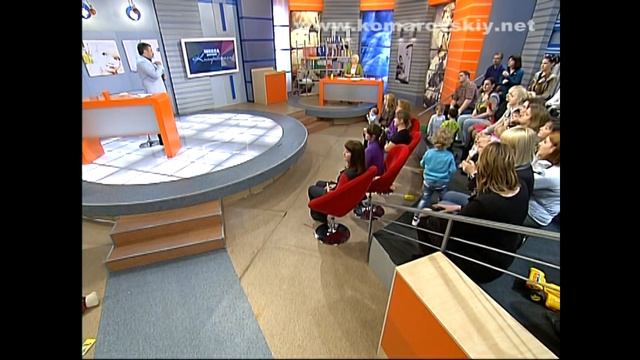 Детский сон: Нужно ли будить ребенка? - Доктор Комаровский смотреть онлайн