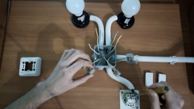 Подключение двухклавишного выключателя - Как соединить выключатель. смотреть онлайн