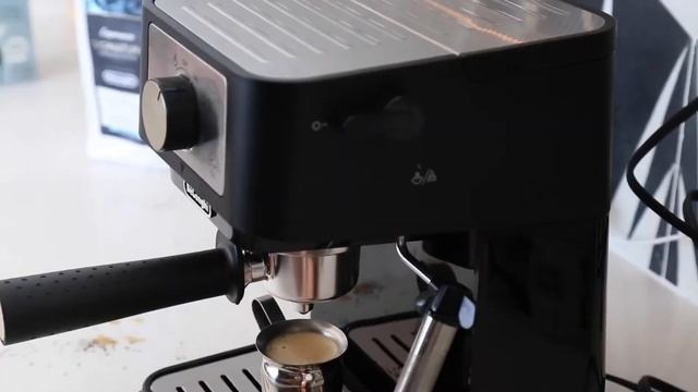 [REVIEW] - De'Longhi Stilosa Espresso Machine смотреть онлайн