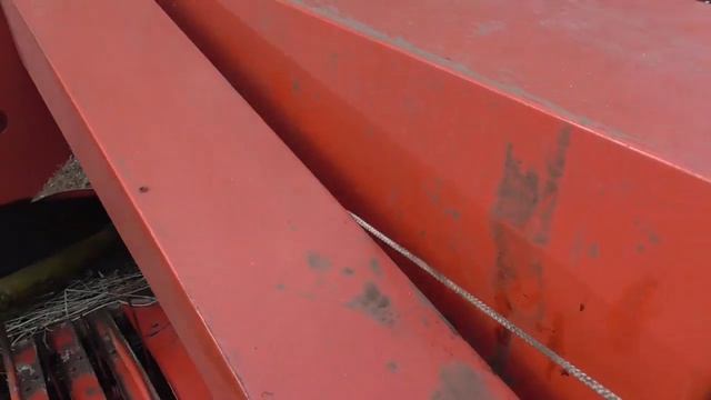 рычаг подъема и опускания подборщика WELGER AP 41 смотреть онлайн