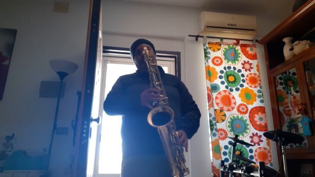 Sax tenore Jupiter 2089 XO Artist смотреть онлайн