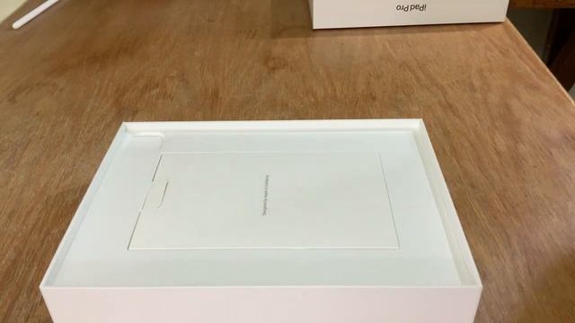 распаковка iPad Pro 2021 смотреть онлайн