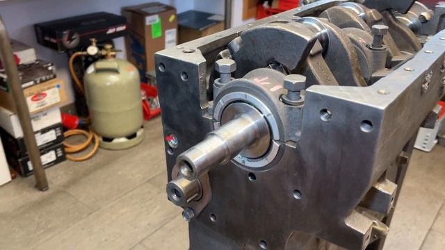 Restore your Willys | CRANKSHAFT installation | M38A1 смотреть онлайн