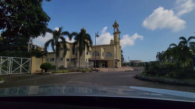 Driving into Islamic Civilization Park Taman Tamadun Islam Kuala Terengganu and Crystal Mosque смотреть онлайн