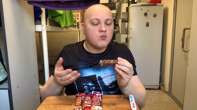 CHOCOLATE ШОКOЛАД (SNICKERS MARS BOUNTY TWIX PICNIC MILKY WAY KINDER MAXI KIT KAT СТЕП MUKBANG смотреть онлайн