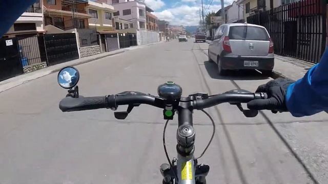 Ciclismo urbano... Gt Agressor Cuenca Ecuador смотреть онлайн
