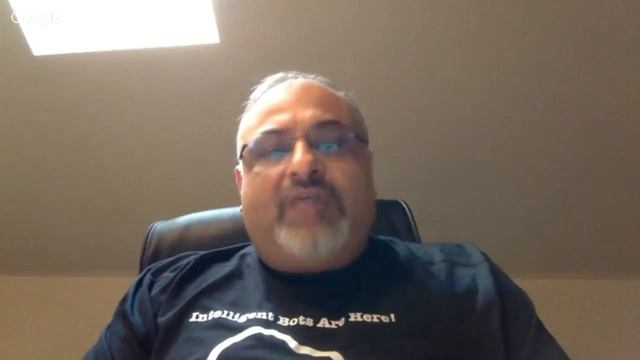 Digital Expert Interviews: Oracle's AI, Chatbot and Mobility Expert Suhas Uliyar смотреть онлайн